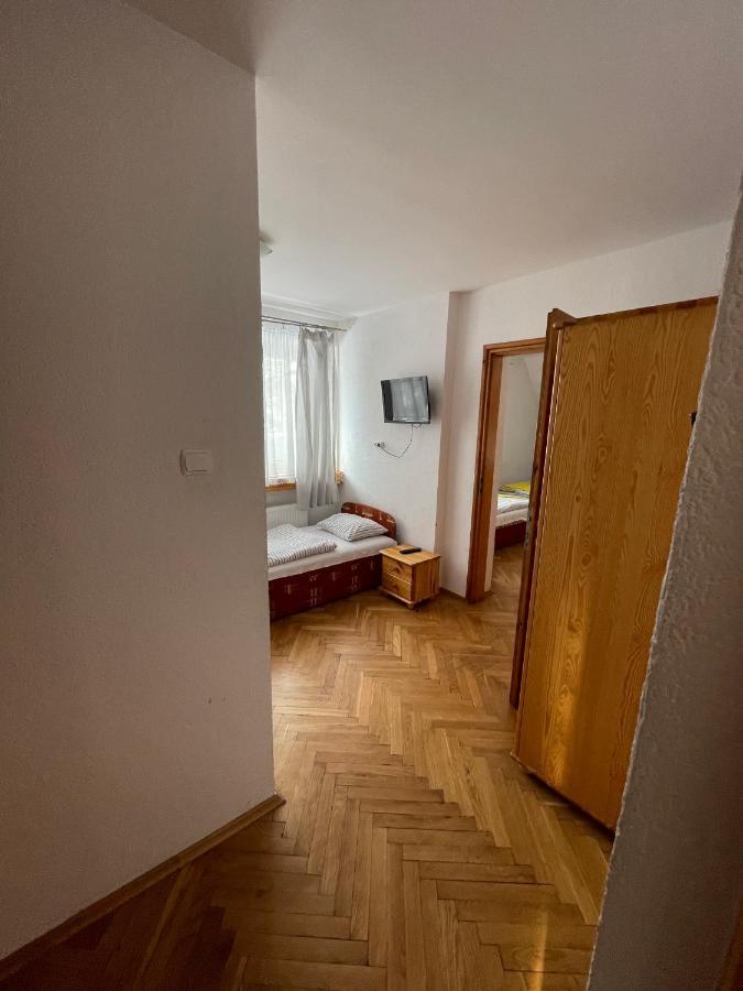 Gosciniec Ozna Kiczora Exterior photo